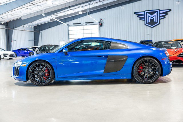 Used 2018 Audi R8 V10 AWD/4WD image 3