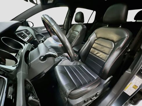 Used 2018 Volkswagen GTI Autobahn FWD image 5
