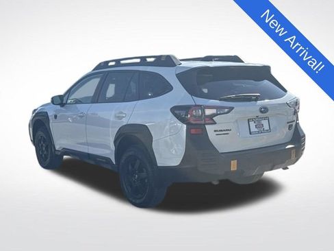 Used 2025 Subaru Outback Wilderness AWD/4WD image 5
