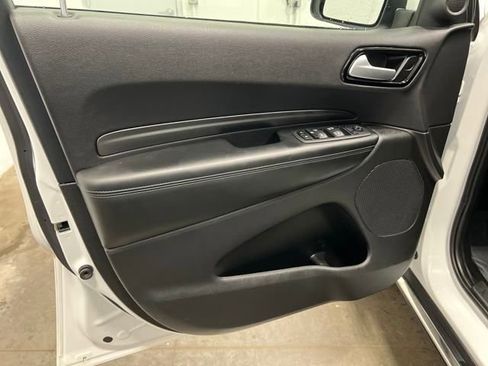 Used 2022 Dodge Durango SXT image 10