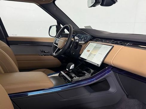 New 2026 Land Rover Range Rover Sport SE image 19