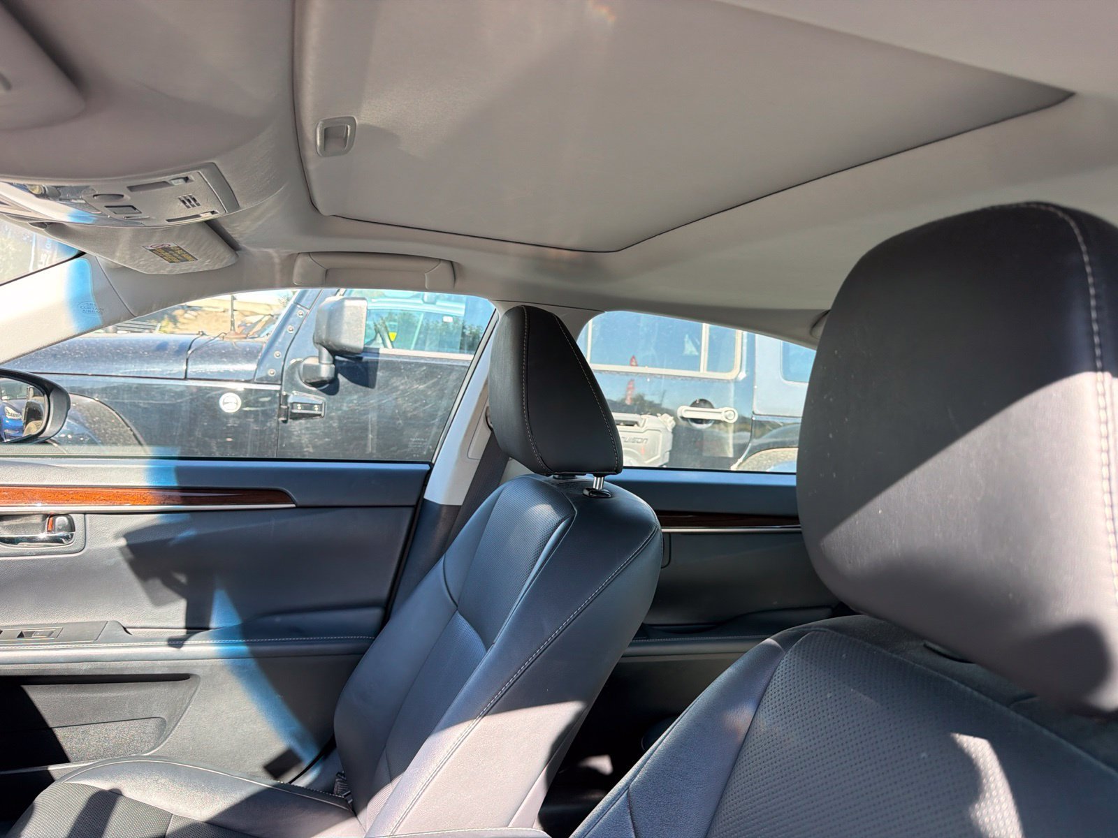 Used 2014 Lexus ES 350 w/ Premium Package FWD image 9