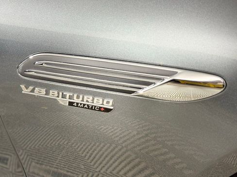 Used 2022 Mercedes-Benz SL 63 AMG 4MATIC image 12