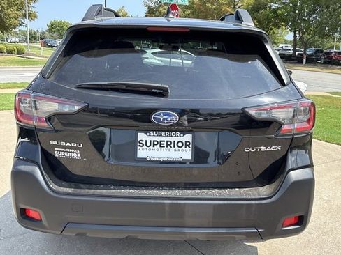 Used 2023 Subaru Outback Premium AWD/4WD image 5