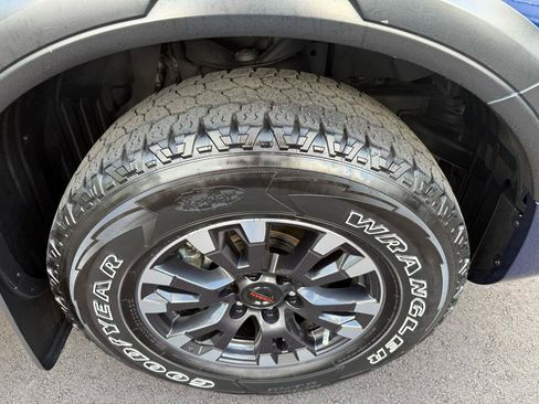 Used 2020 Nissan Titan PRO-4X w/ Pro-4x Convenience Package AWD/4WD image 20