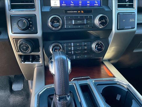 Used 2019 Ford F150 King Ranch w/ Equipment Group 601A Luxury image 33