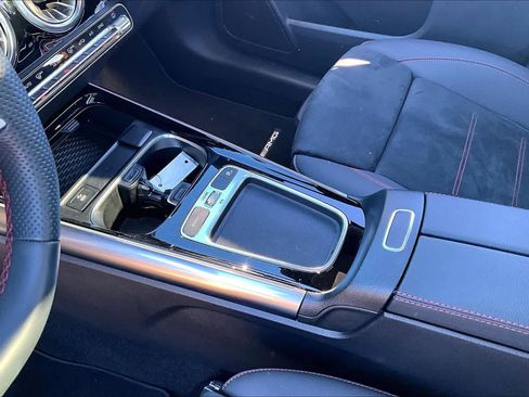 Certified 2025 Mercedes-Benz GLA 250 GLA 250 image 17