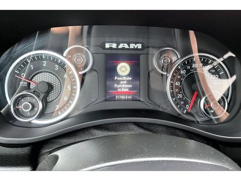 Used 2024 RAM 2500 Big Horn image 23