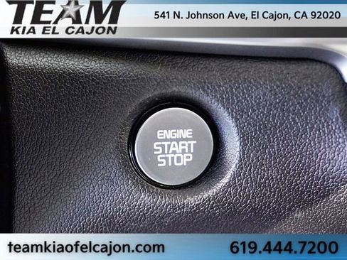 Certified 2025 Kia Sorento S w/ Panoramic Sunroof Package image 33