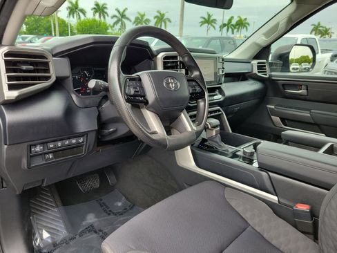 Used 2023 Toyota Tundra SR5 w/ SR5 Convenience Package RWD image 9