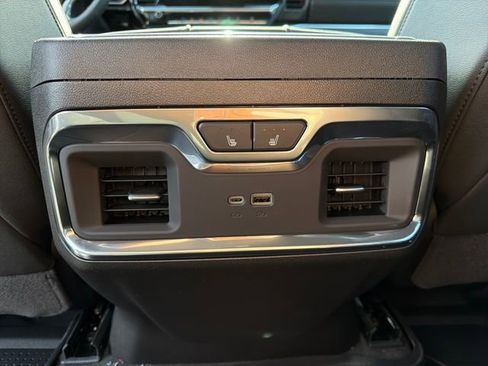 New 2026 Chevrolet Silverado 1500 LTZ w/ LTZ Premium Package AWD/4WD image 24