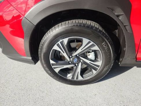 Used 2025 Subaru Crosstrek 2.0i Premium image 7