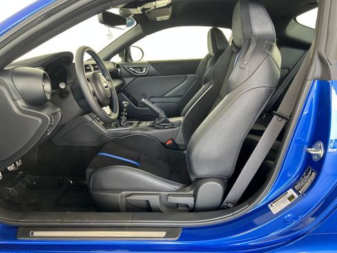 Certified 2025 Subaru BRZ tS RWD image 11