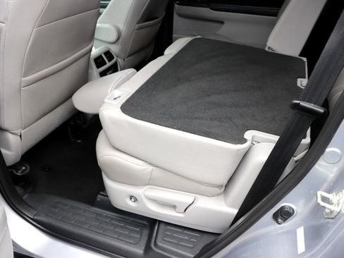 Used 2016 Honda Pilot Touring image 30