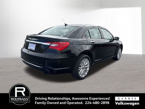 Used 2011 Chrysler 200 Limited image 8