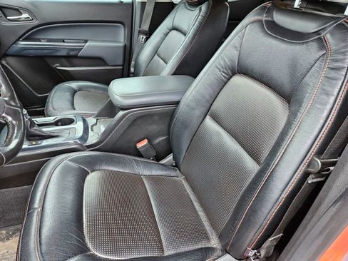 Used 2022 Chevrolet Colorado Z71 w/ Safety Package image 10