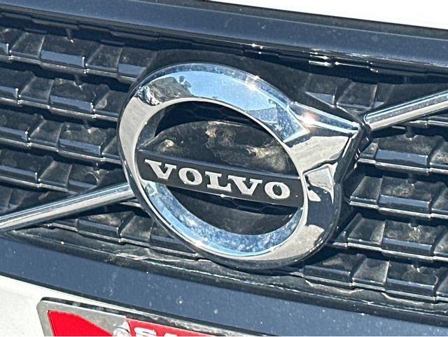 Used 2022 Volvo S60 T8 R-Design Expression w/ Premium Package AWD/4WD image 33