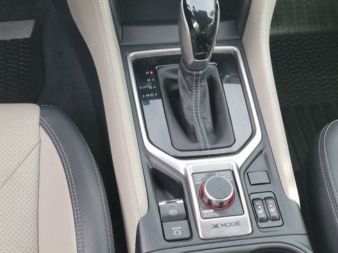 Used 2022 Subaru Forester Limited w/ Popular Package #2 image 12