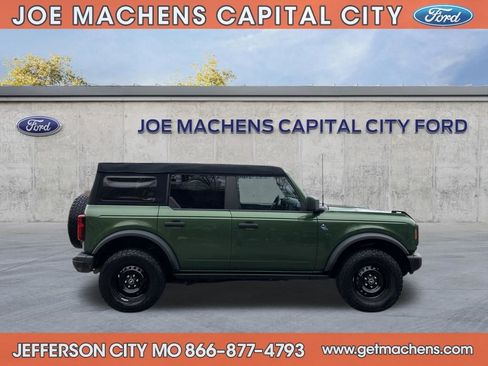 Certified 2023 Ford Bronco Black Diamond image 5