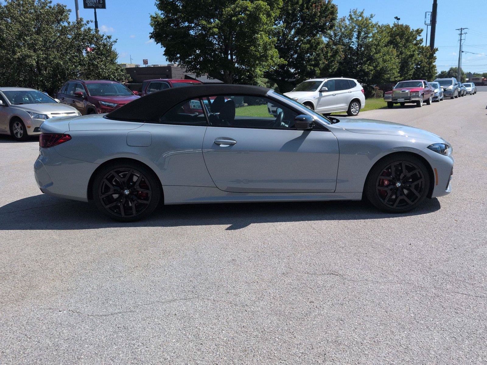 Used 2025 BMW 430i Convertible w/ M Sport Package RWD image 8