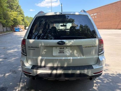 Used 2010 Subaru Forester 2.5X Premium w/ Popular Equipment Group 1A AWD/4WD image 5