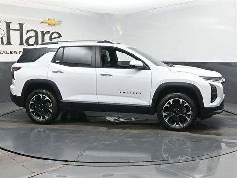 New 2026 Chevrolet Equinox LT w/ Convenience Package II image 1