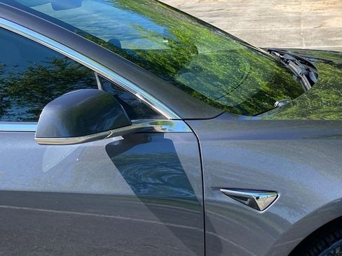 Used 2019 Tesla Model 3 Long Range image 13