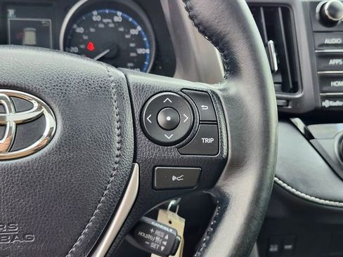 Used 2017 Toyota RAV4 XLE w/ Carpet Mat Package image 29