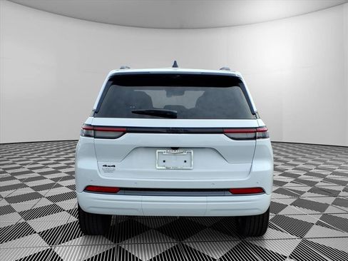 New 2026 Jeep Grand Cherokee Limited AWD/4WD image 5