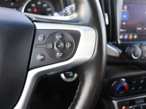 Used 2023 GMC Terrain SLT image 20