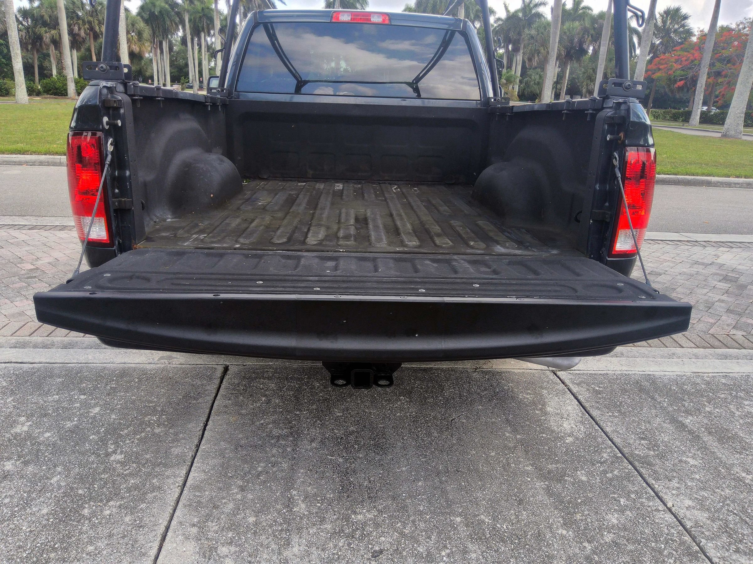 Used 2017 RAM 1500 Tradesman RWD image 13
