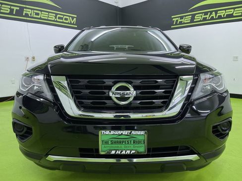 Used 2020 Nissan Pathfinder S image 3