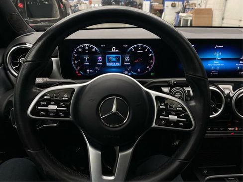 Used 2019 Mercedes-Benz A 220 4MATIC image 21
