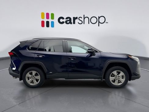 Used 2025 Toyota RAV4 XLE w/ Convenience Package AWD/4WD image 6