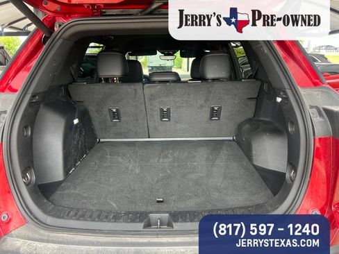 Used 2025 Chevrolet Equinox ACTIV w/ Safety and Technology Package FWD image 15