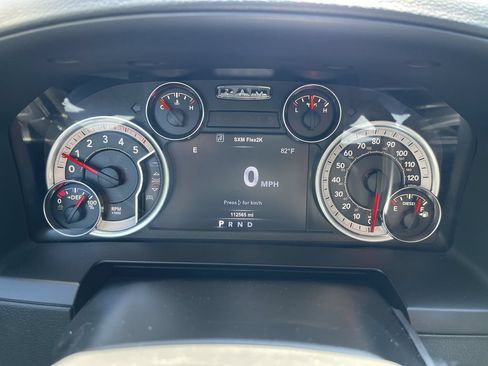 Used 2018 RAM 2500 Laramie w/ Cold Weather Group AWD/4WD image 11