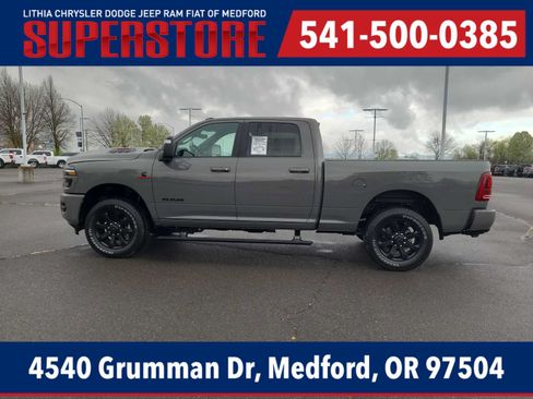 New 2026 RAM 3500 Laramie AWD/4WD image 11