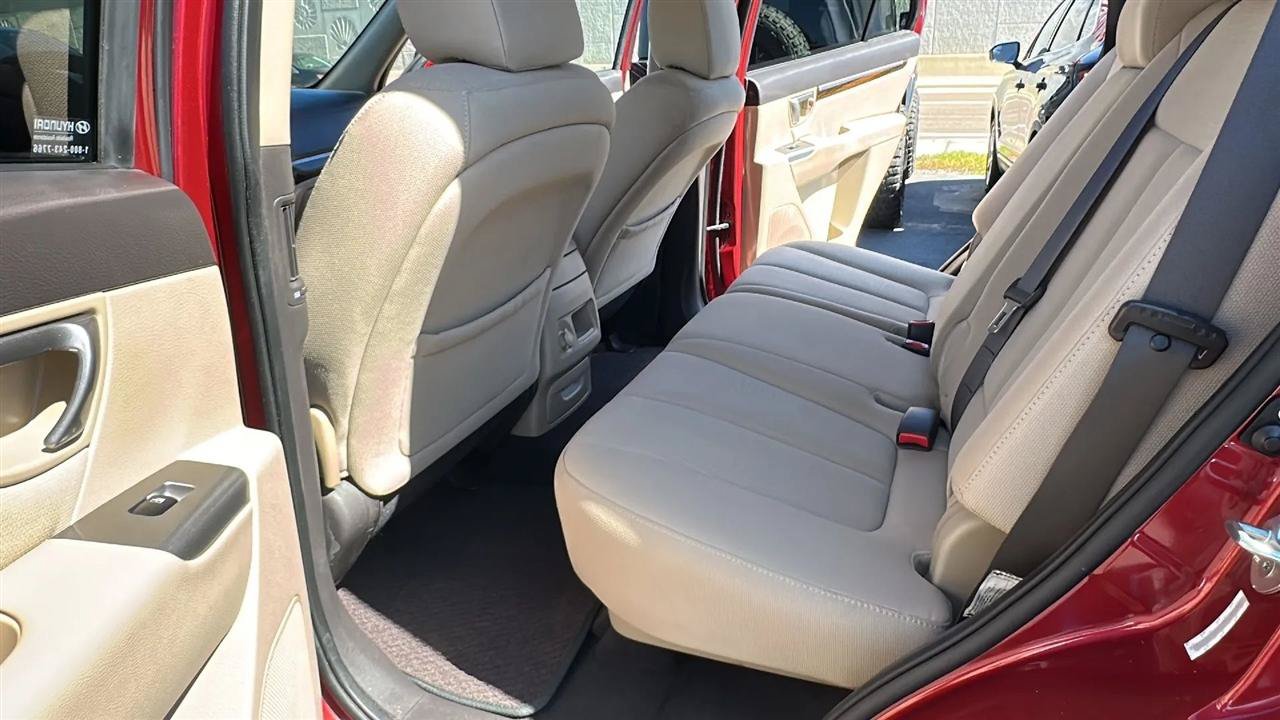 Used 2010 Hyundai Santa Fe GLS FWD image 29