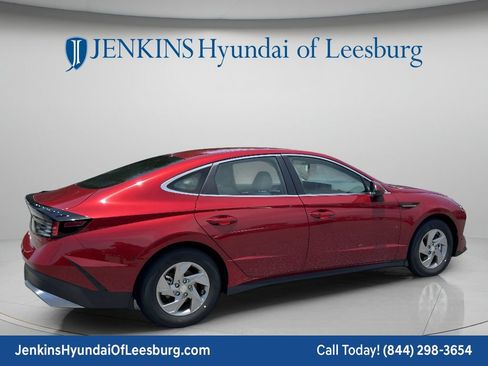 New 2026 Hyundai Sonata SE FWD image 5