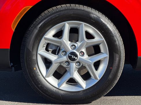 Certified 2024 Kia Soul LX w/ Option Group 015 image 23