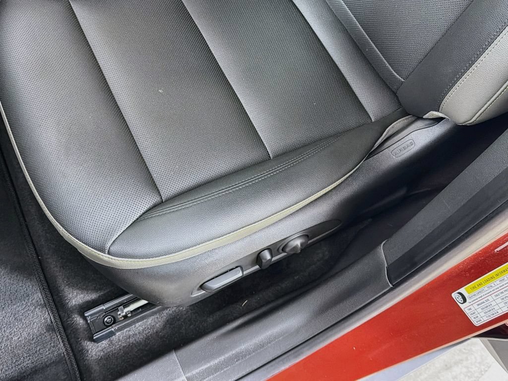 Used 2024 Chevrolet Trax ACTIV w/ Sunroof Package FWD image 18