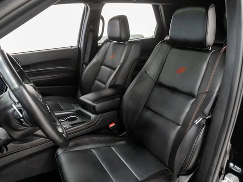 Used 2025 Dodge Durango GT image 8