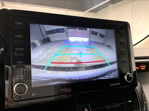 Used 2022 Toyota Corolla LE image 29