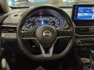 Used 2024 Nissan Altima 2.5 SR w/ SR Premium Package FWD video 2