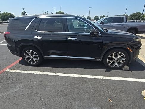 Used 2020 Hyundai Palisade SEL w/ Premium Package FWD image 5