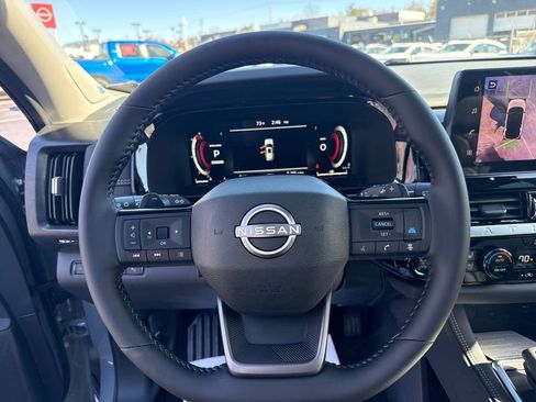 New 2026 Nissan Pathfinder Platinum w/ Cargo Package FWD image 14