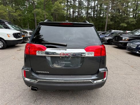 Used 2017 GMC Terrain SLT w/ Driver Alert Package I FWD image 7