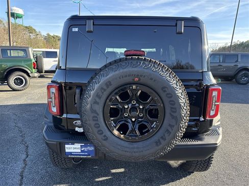 New 2025 Ford Bronco Badlands w/ Sasquatch Package image 6