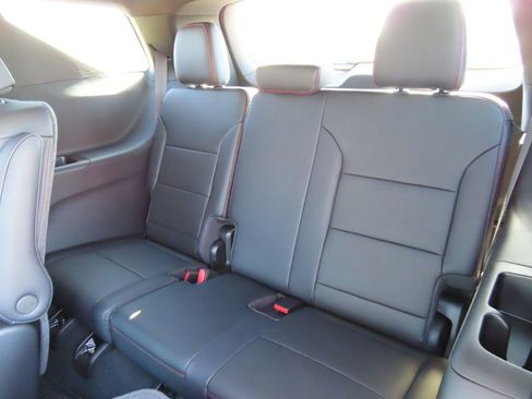 New 2026 Chevrolet Traverse Z71 image 24