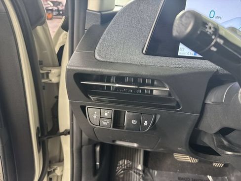 Used 2023 Kia EV6 Wind w/ Wind Technology Package AWD/4WD image 14